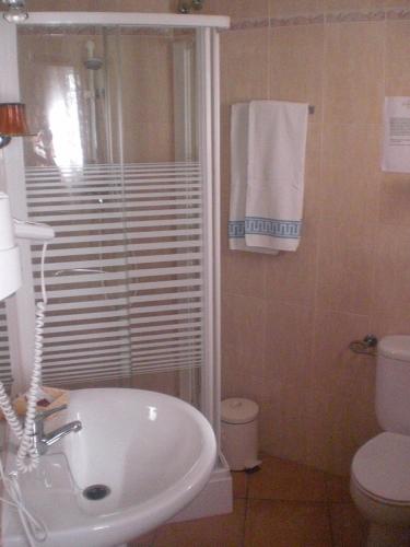 Roch Hotel - image 8
