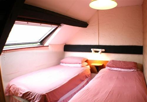 Doubleton Farm Cottages - image 12