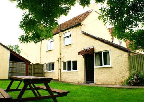 Doubleton Farm Cottages - Accommodation - Weston-super-Mare