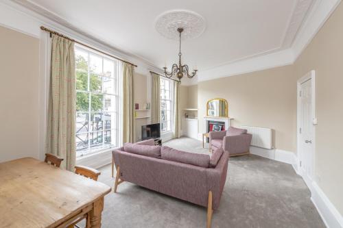Picture of Spacious Maisonette - 10 Minutes Walk From Bath Abbey - 2 Bed & 2 Bath