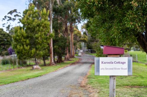 . Karoola Cottage Self Contained