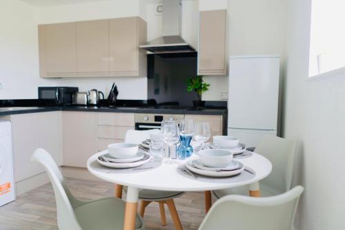 1 2 Bedroom Shield House Apartments Sheffield Centre