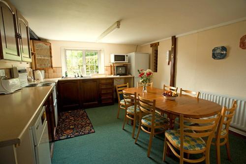 Doubleton Farm Cottages - image 5