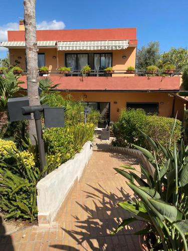 Fontane Bianche Guest Rooms chambre d'hôte Villa Targia