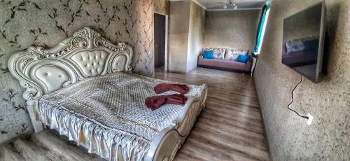 KMV HOUSE Lenina