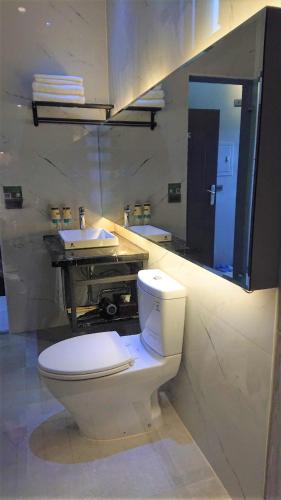 82行旅電梯民宿 來電享優惠 82行旅電梯民宿 來電享優惠