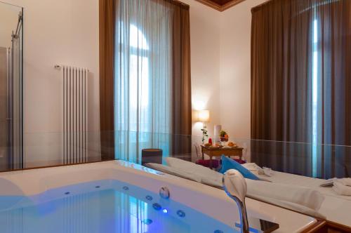 Suite mit Whirlpool