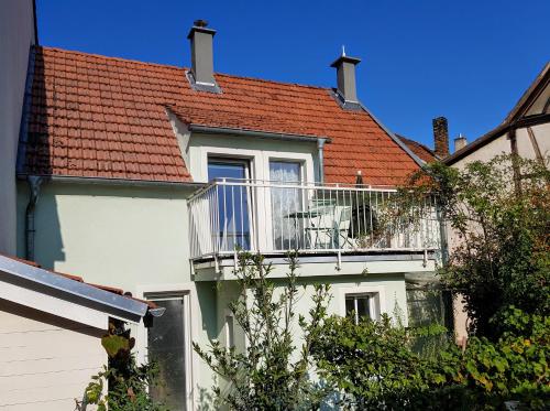 Ferienhaus Am Schildberg 7.4km von Friedrichstraße entfernt