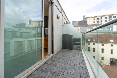AJY Birmingham City Centre Viva Apartment - image 6