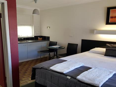 Motel Lodge in Rockhampton