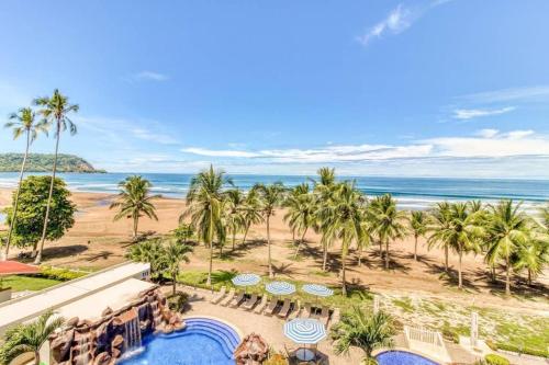 Oceanfront Luxury Dual Master Stes min walk 2 town