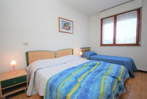 1 queen bed, 1 twin bed, 1 sofa bed