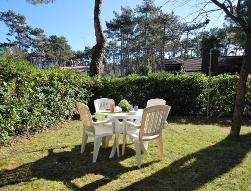 2 bedrooms, 3 beds
