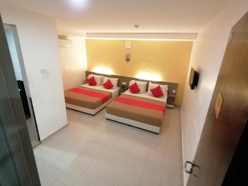 马六甲拉雅黄色庄园酒店