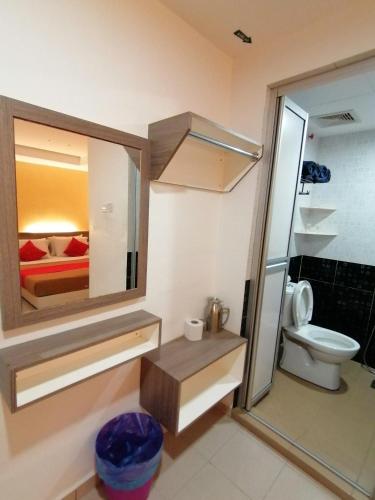 马六甲拉雅黄色庄园酒店