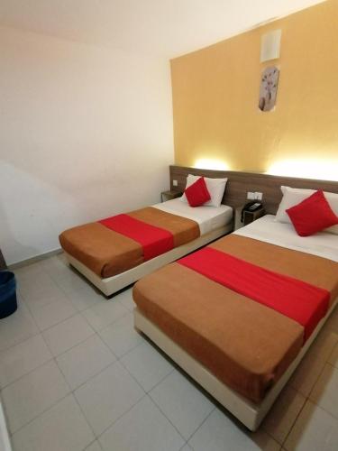 马六甲拉雅黄色庄园酒店