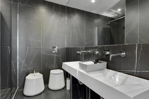 Tiffany's Lifestyle Suites - image 12
