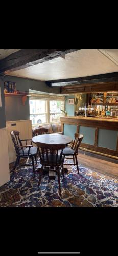 THE RED LION - image 11