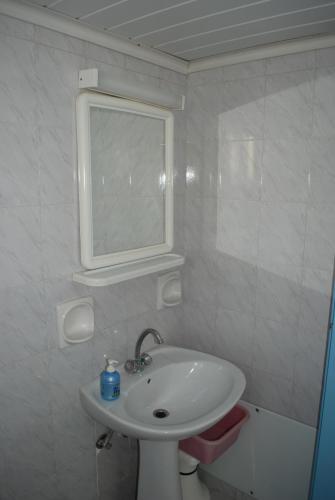 Standard Studio with Terrace (2 Adults) image 4