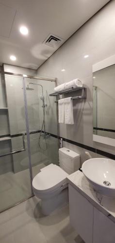 Bathroom, Lee Apartment in Ngã Năm / Cát Bi Airport