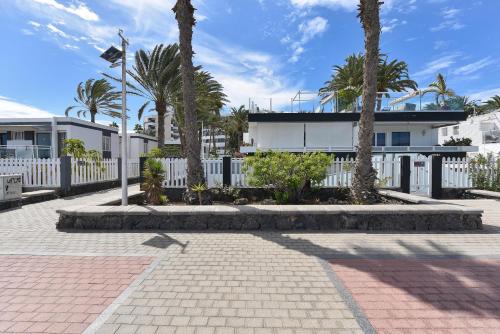 Maspalomas Beach Apartment Charca 1 - image 10