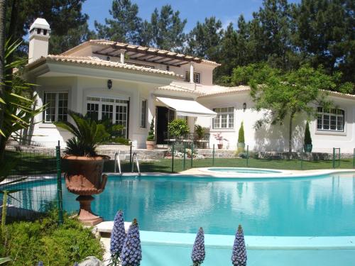Villa Oasis BnB Odivelas