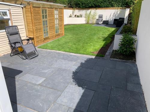 Fantastic home Bournemouth with Jacuzzi Garden parking gîte à louer Bournemouth