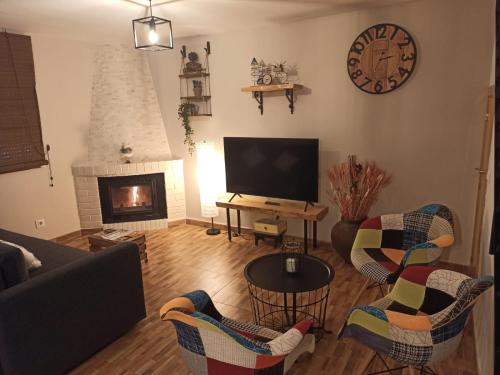 LA CASA DE LA ABUELA DESI in Casavieja