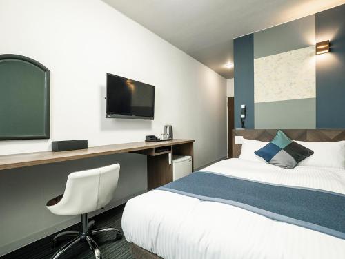room detail thumbnail 1