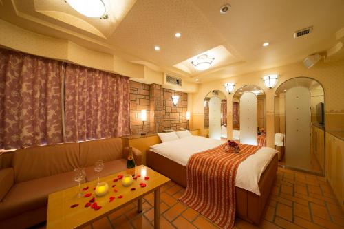 room detail thumbnail 0