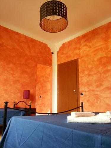  Room in BB - B b Oasis Passion Fiera - Triple room with Wifi and Ac in Rho