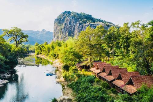 Ngoại cảnh khách sạn, Spring River Resort in Koun Kham
