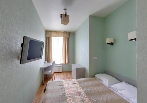 Nevsky 105 Hotel - image 8