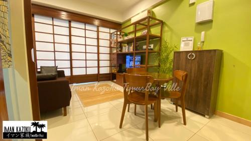 Sea View & Pool View & WiFi & Netflix at Iman Kazoku TimurBay Ville Studio 2BDR, Kuantan (fotografie 9)