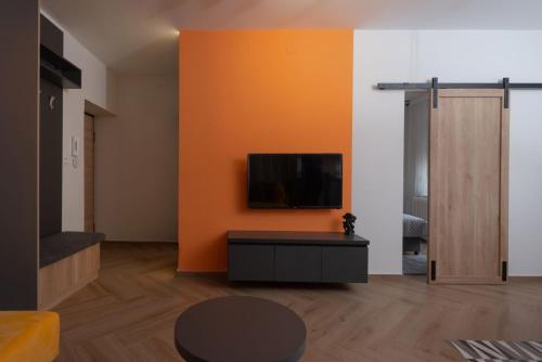 Republic Square Apartment - image 3