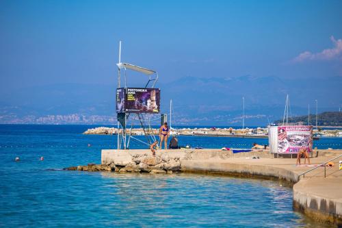 Apartment Bor - on the beach