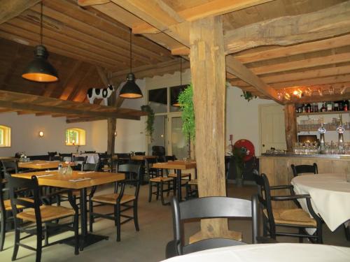 아른헴 Vakantiehuis Het Wapen van Heeckeren 4성급 게스트하우스 레스토랑