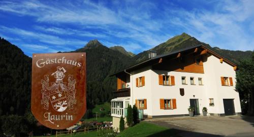  Gästehaus Laurin, Pension in Sankt Gallenkirch