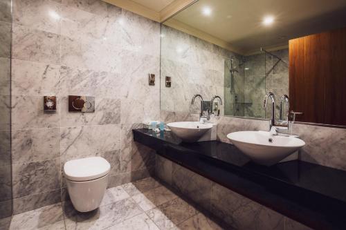 The Victoria Hotel - image 6