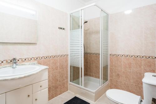 Spacious Three Bedroom Central Apartment Olhao