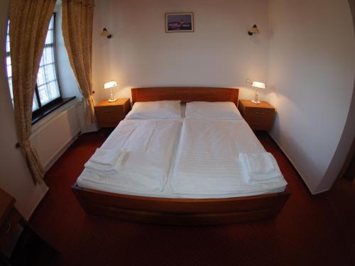 HOTEL CHATEAU ZAMEK CEJKOVICE - main image