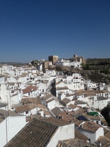  Casa Los Cantaros in Setenil