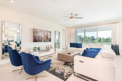 Gleaming Home with Theater Room near Disney - 209S - image 6