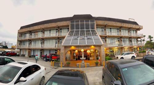 . HOTEL PLAZA RIVIERA