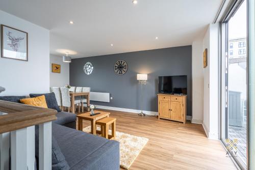 AJY Birmingham City Centre Viva Apartment - image 4