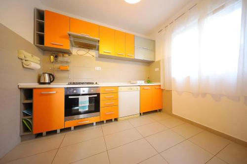Apartments by the sea Molat - 18433 - image 5