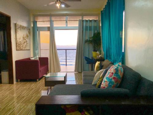 Acapulco Resort in Toledo