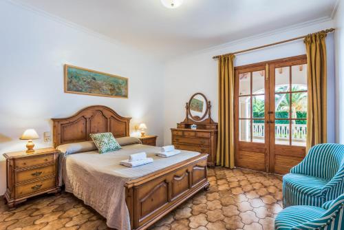 Villa with Private Pool image 9
