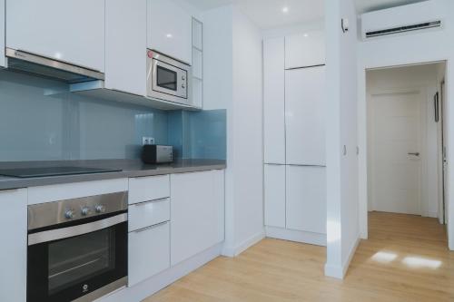 Caleta Homes - Apartamentos Pompidou 5