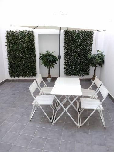 Caleta Homes - Apartamentos Pompidou - image 9